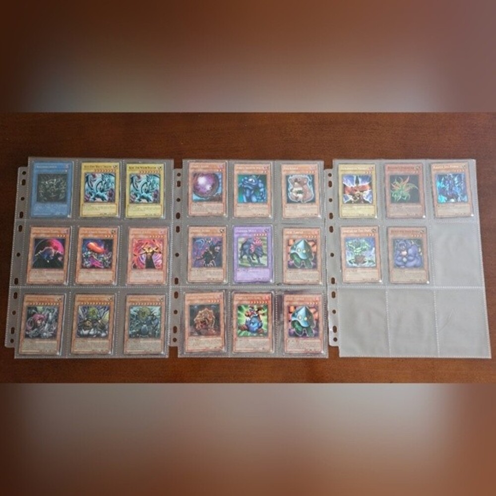 Yu Gi Oh Holographic Card Collection *MESSAGE ME TO MAKE A DEAL*